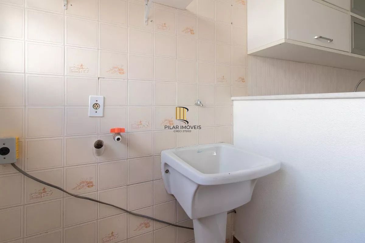 Apartamento à venda com 64m², 2 quartos e 1 vaga no Partenon