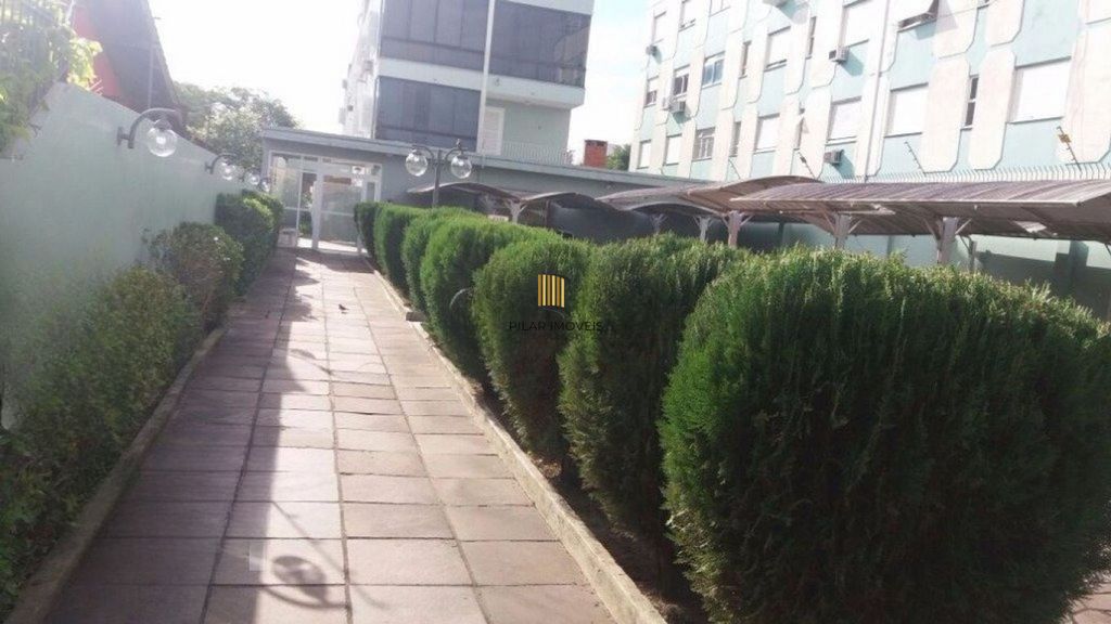 Cobertura à venda com 2 quartos, 121 m² e 1 vaga escriturada no Cristal.