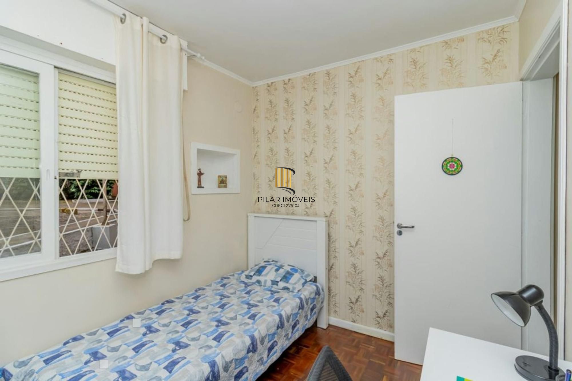 Apartamento com 3 dormitórios no Bairro Passo Da Areia