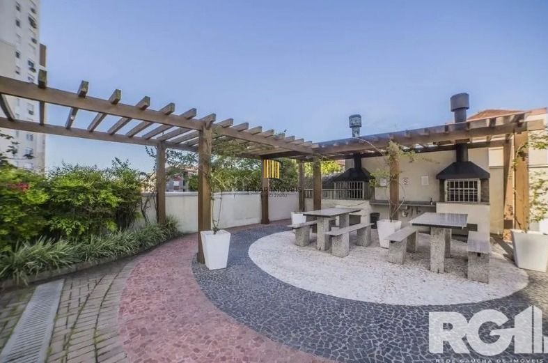Apartamento de 3 quartos,suíte,elevador e 1 vaga no bairro Vila Ipiranga.