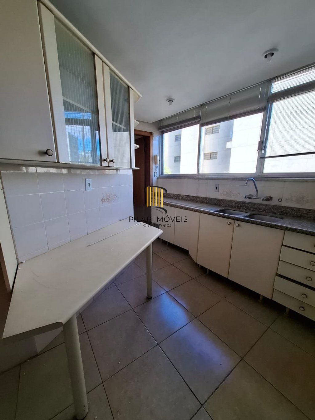 Apartamento de 4 dormitórios bairro Independência