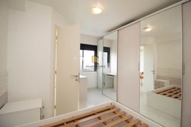 Apartamento de 1 dormitório e elevador no bairro Menino Deus Porto Alegre.