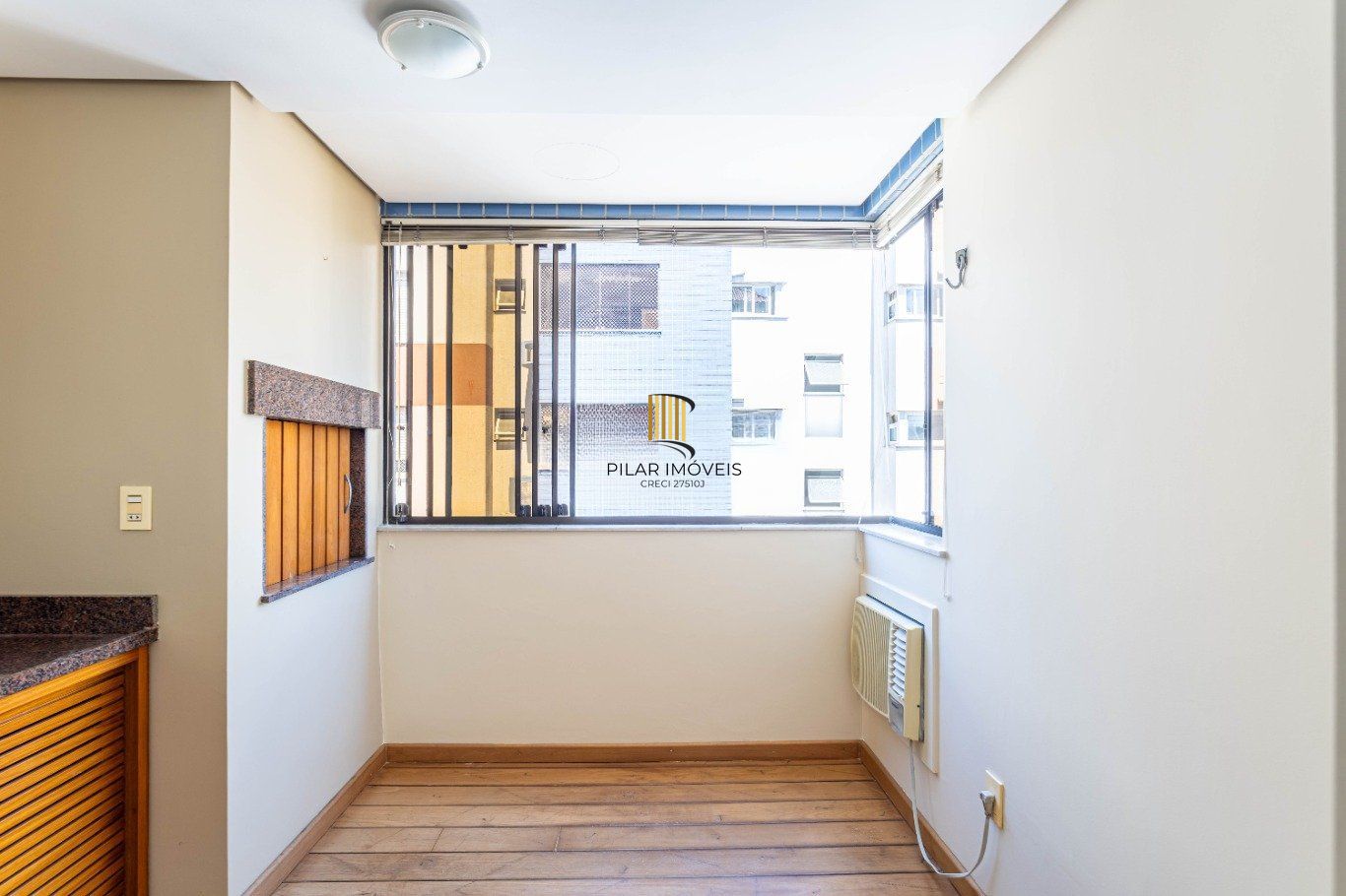 Apartamento com 3 Quartos, 1 suite e 1 vaga à Venda no bairro Tristeza.