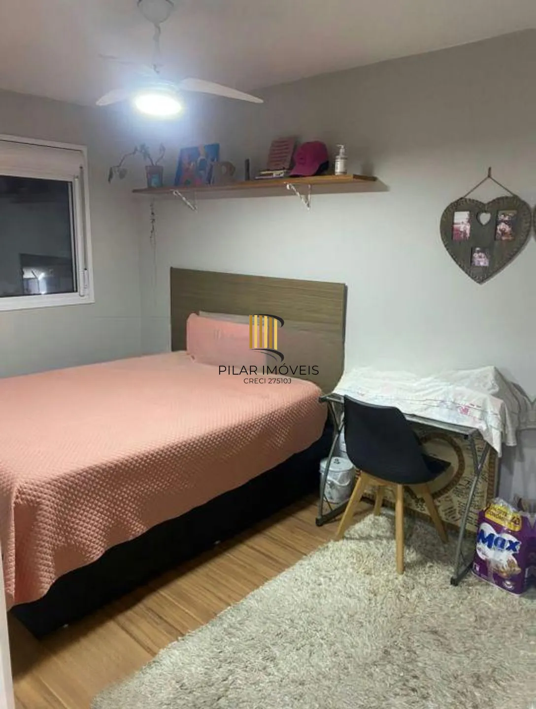 Apartamento de e dormitórios, elevador e 1 vaga de garagem em Canoas.