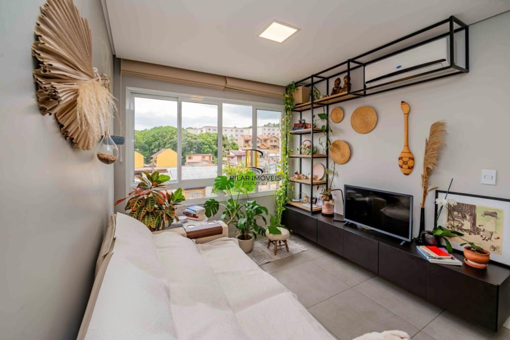 Apartamento de 2 quartos, suíte, elevador, 1 vaga no bairro Ipanema.