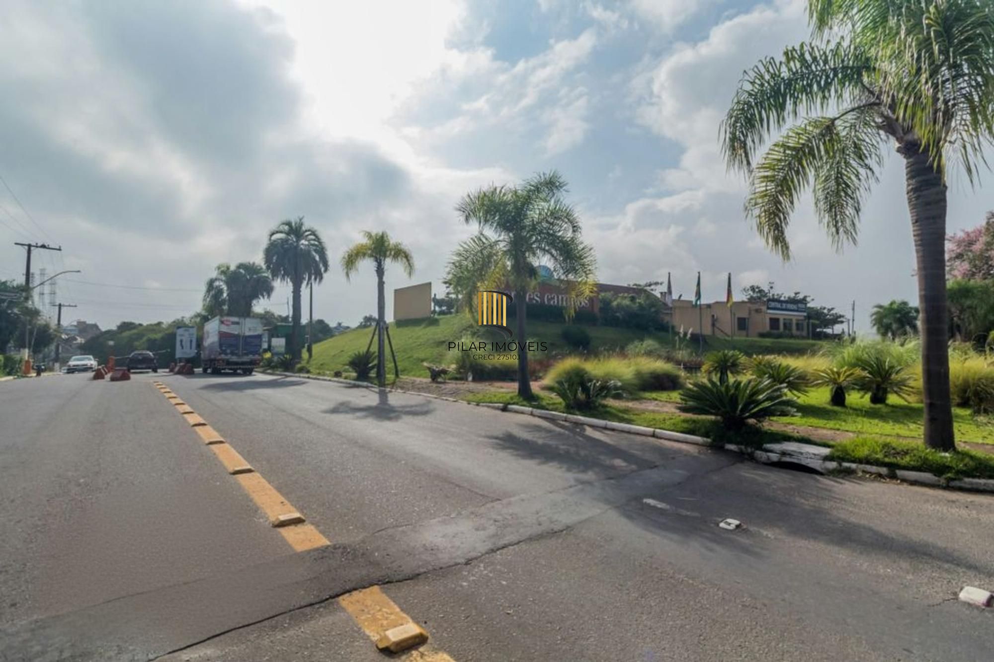 Casa em condomínio de 3 dormitórios,2 vagas e churrasqueira no bairro Agronomia