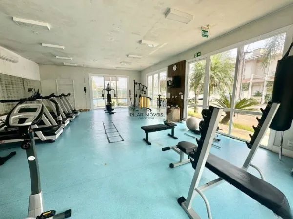 Casa em condomínio com 3 quartos e 2 vagas de garagem em Canoas.