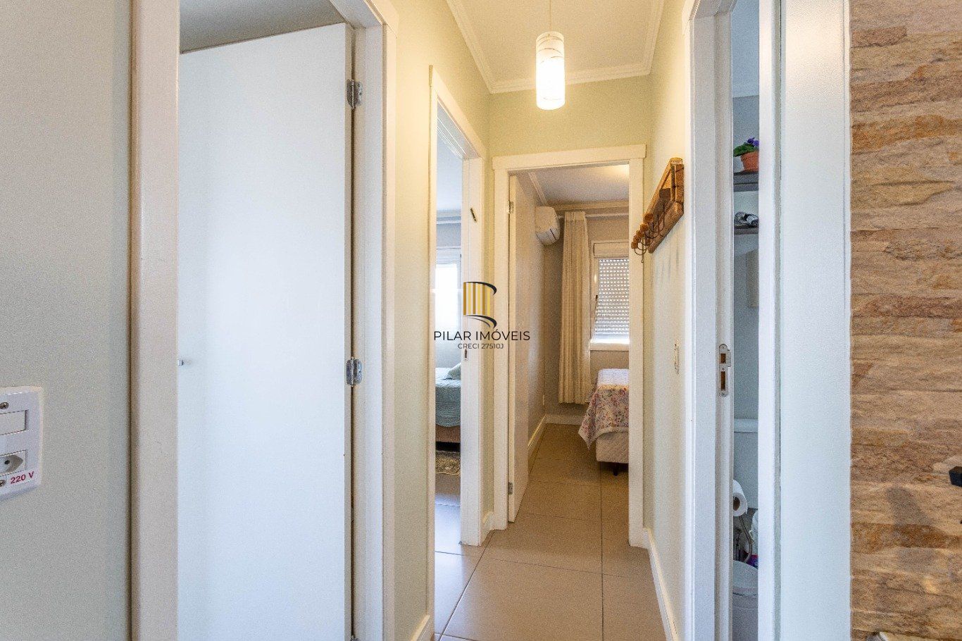 Apartamento de 3 quartos, suíte, elevador, 1 vaga no bairro Vila Ipiranga.