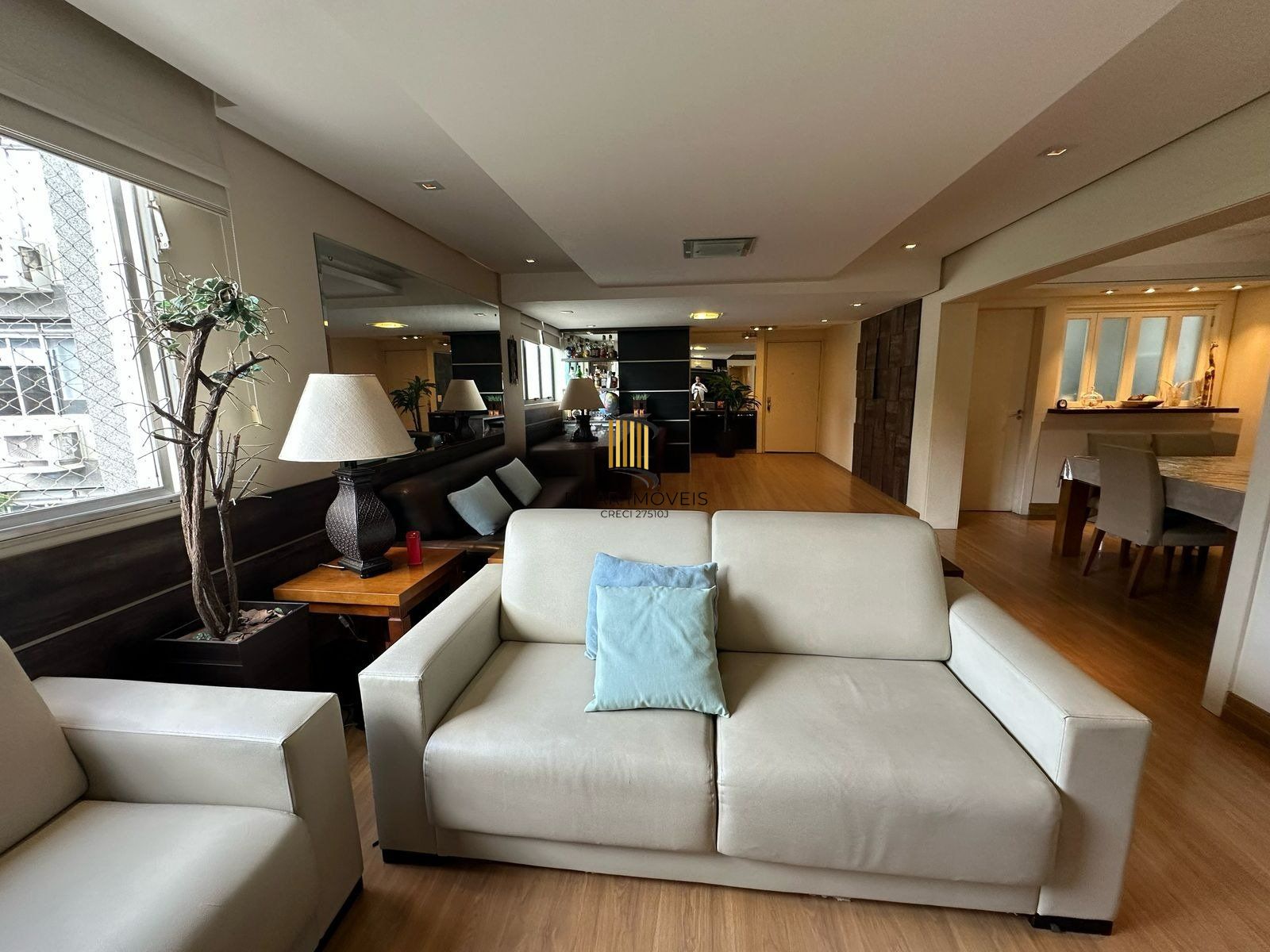 Apartamento de 4 dormitórios bairro Boa Vista