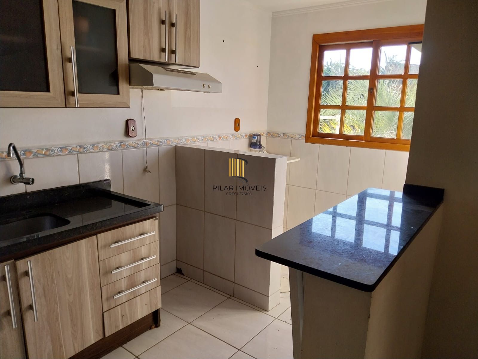 Apartamento de 2 quartos no segundo andar semi mobiliado em Gravataí