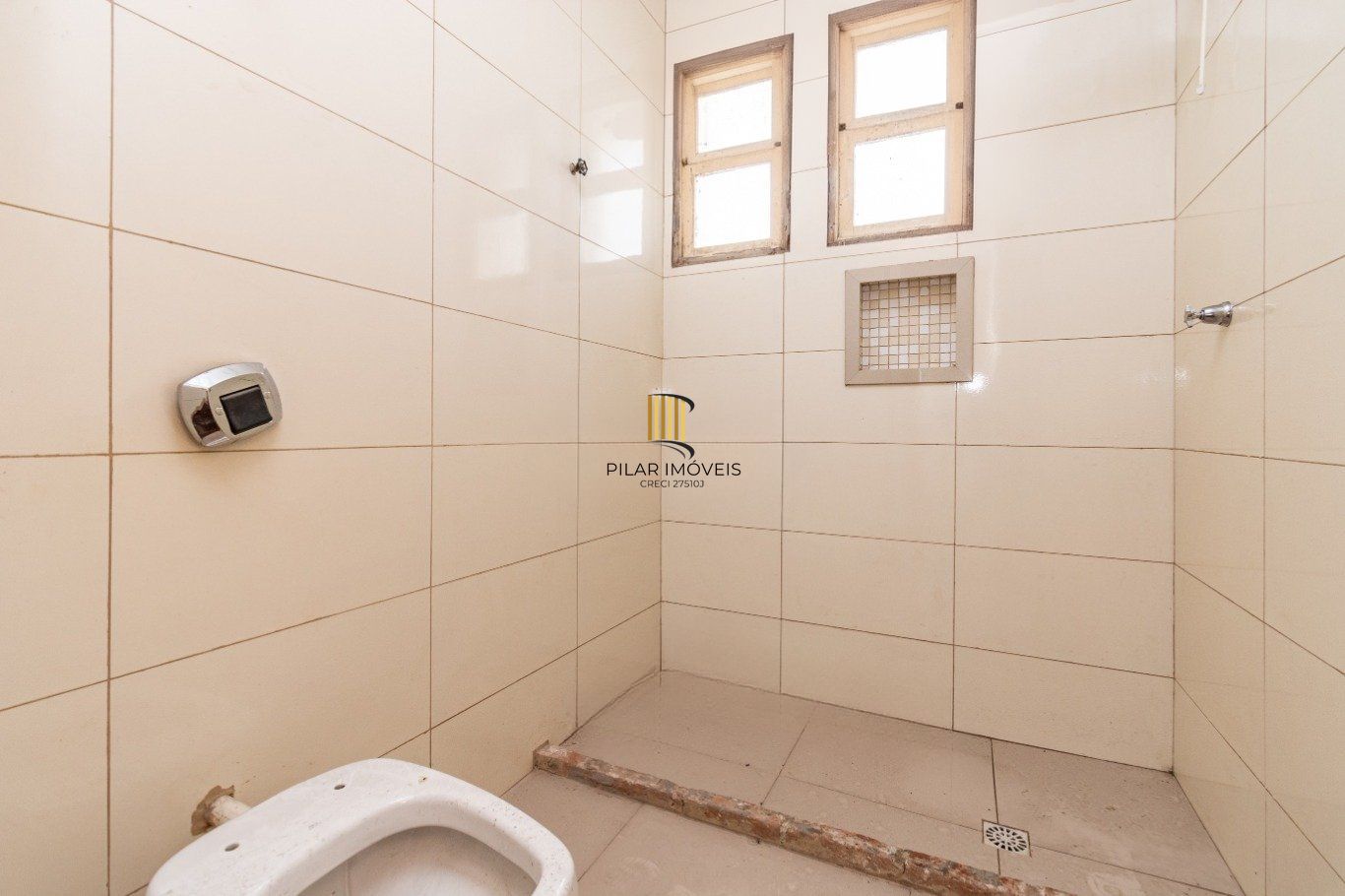 Apartamento com 2 dormitórios 68m² no Bairro Santa Cecília