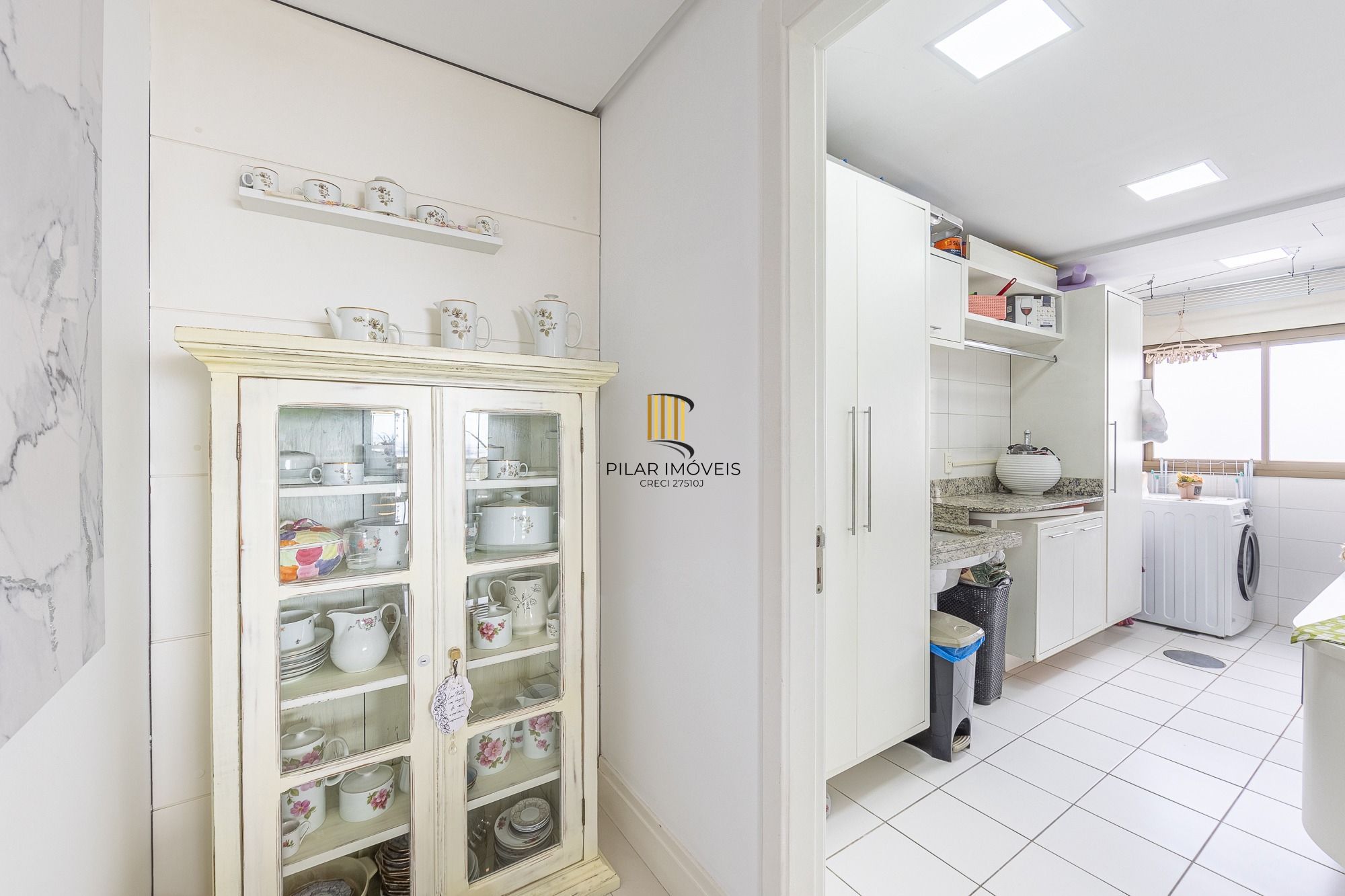Apartamento com 145m², 3 suítes e 3 vagas no bairro Passo da Areia para comprar