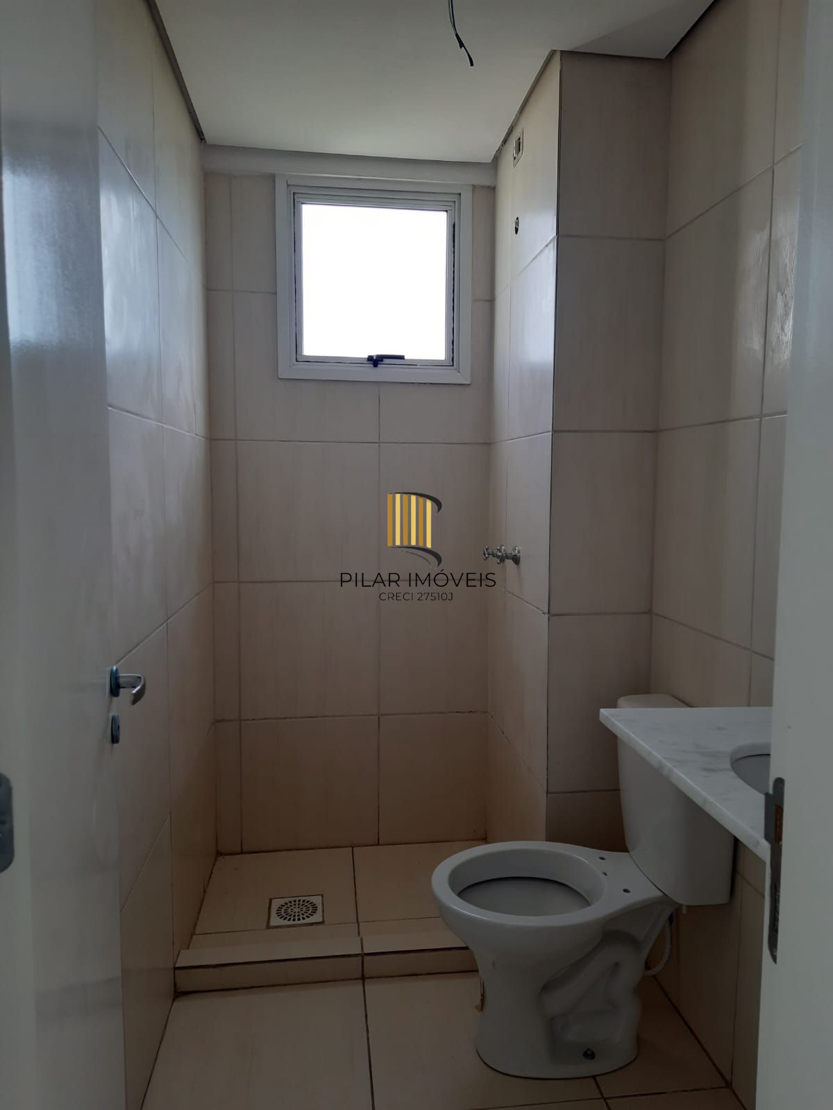 Apartamento a venda com 42 no Bairro cavalhada