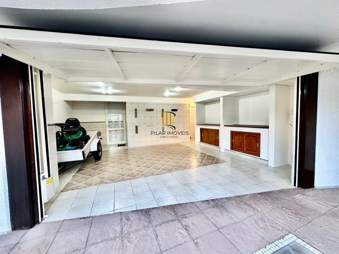 Casa de 3 dormitórios, 2 vagas de garagem em Canoas