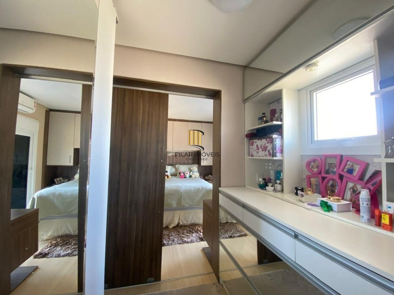 Casa de 3 quartos, 2 vagas de garagem cobertas no bairro Mato grande em Canoas.