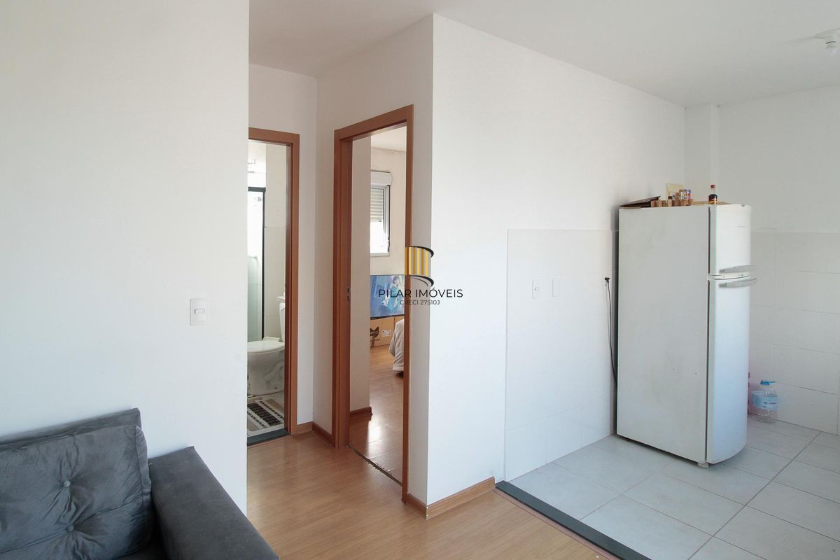 Apartamento 2 dormitórios Linda Vista, 1 vaga e Piscina na Av. Protásio Alves