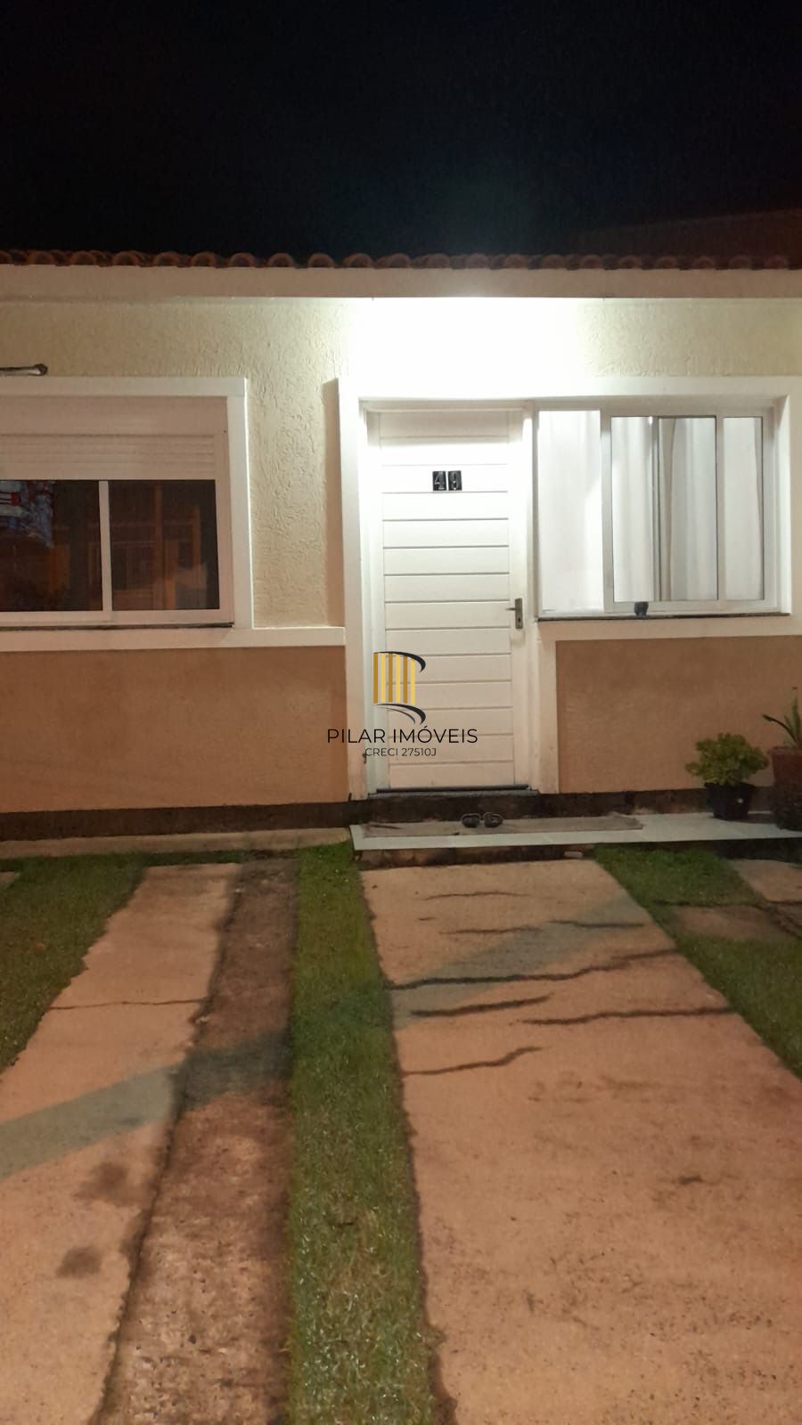 Casa de Condomínio 1 quarto e 1 vaga e pátio fechado à venda, 66m² - Formoza