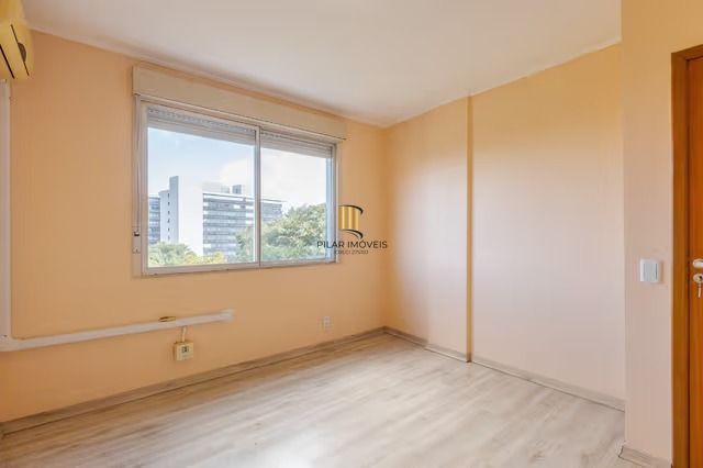 Apartamento de 3 quartos, elevador e 1 vaga de garagem em Canoas.
