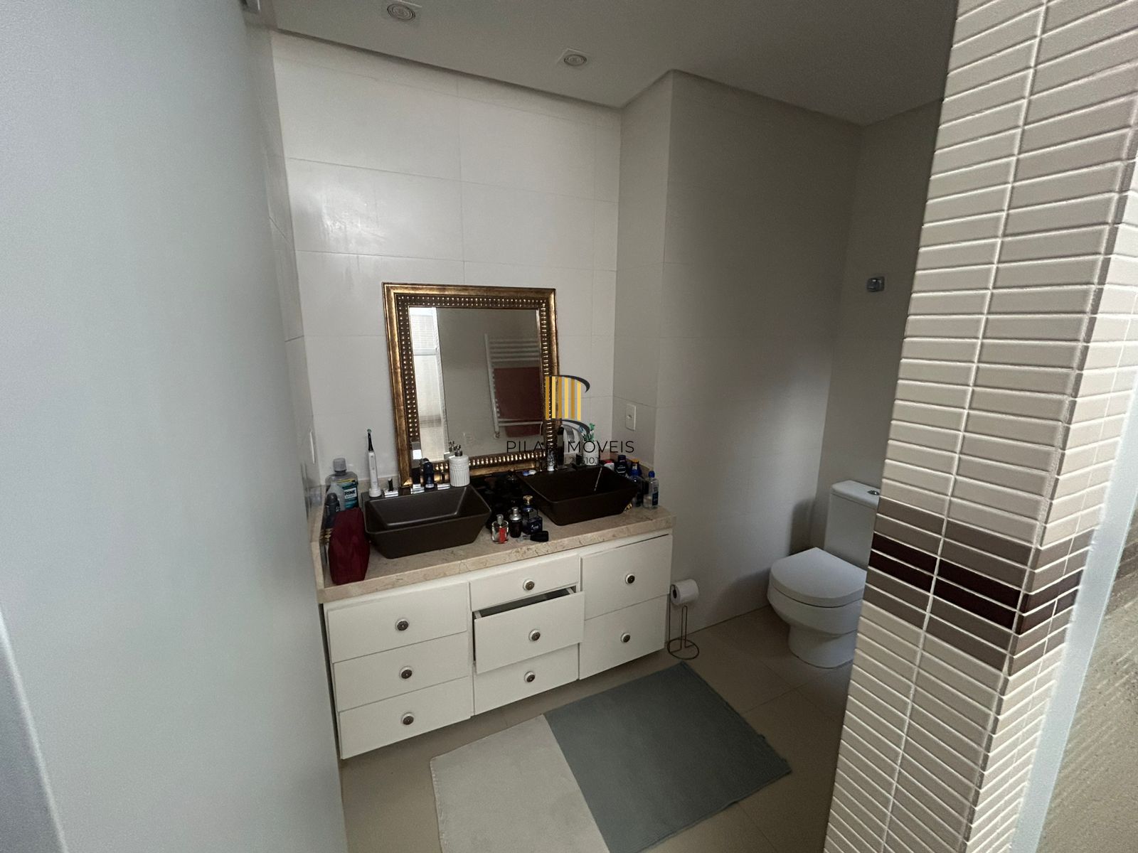 Casa em condomínio 4 dormitórios com piscina e energia solar no Santo Antonio