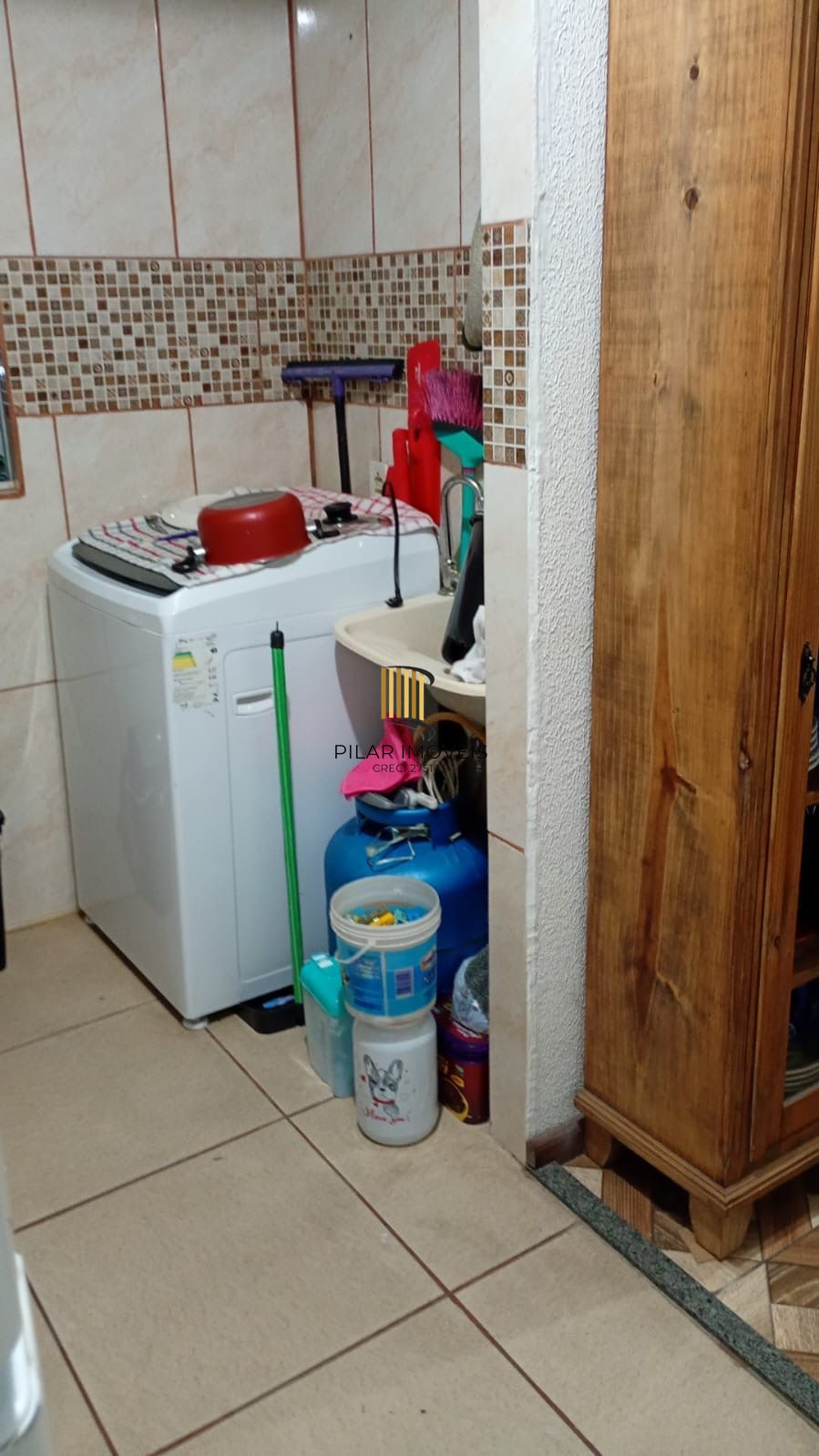 Apartamento com 2 quartos 1 vaga de garagem Bairro Guajuviras Canoas