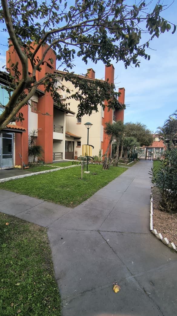 Sobrado 2 dormitórios com suite Condomínio Fechado Capão Novo