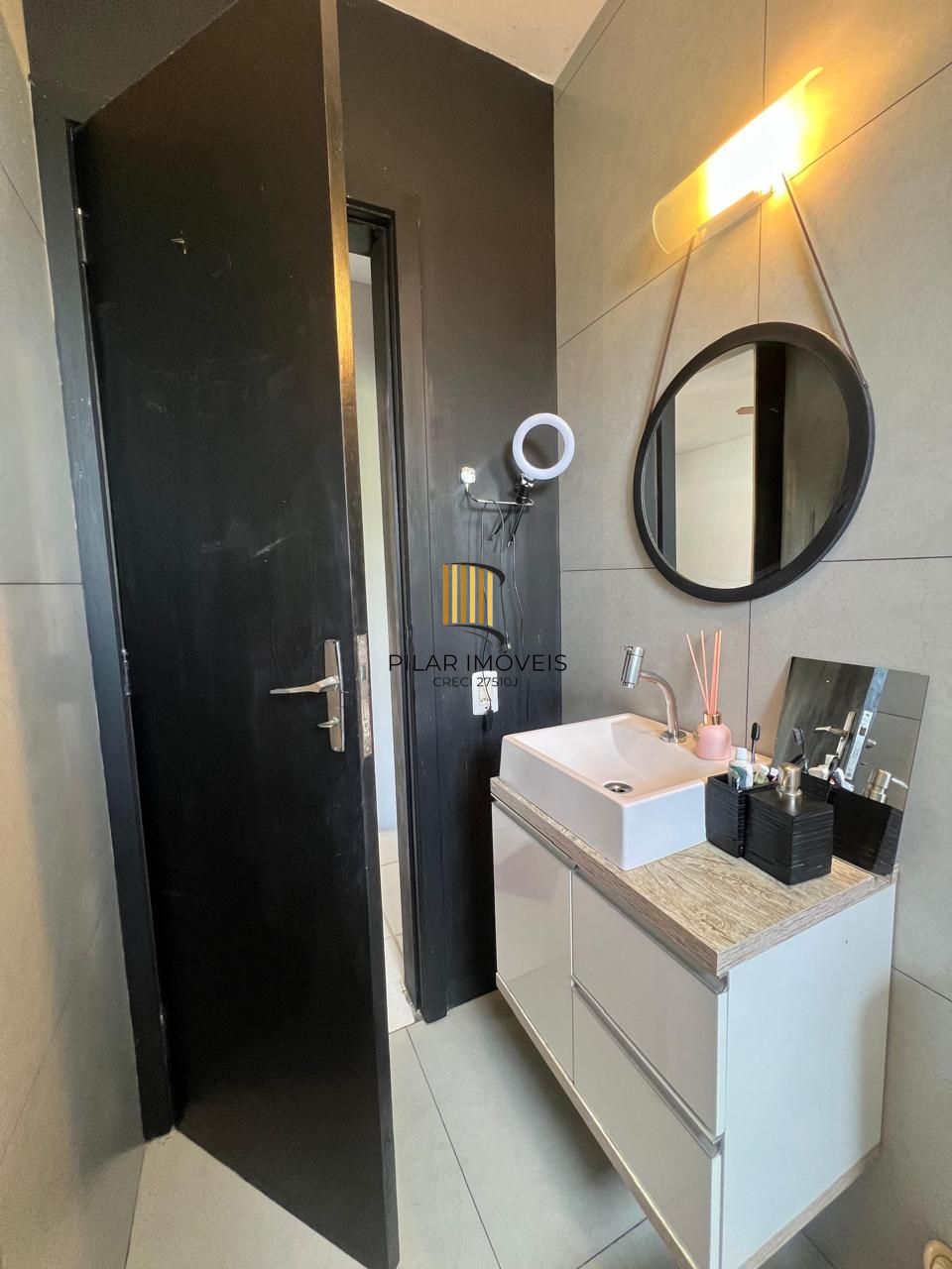 Apartamento com 1 quarto e semi mobiliado no bairro Jardim Do Salso