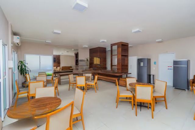 Apartamento 2 dormitórios, 1 suíte, 1 vaga e churrasqueira na Bento Gonçalves.