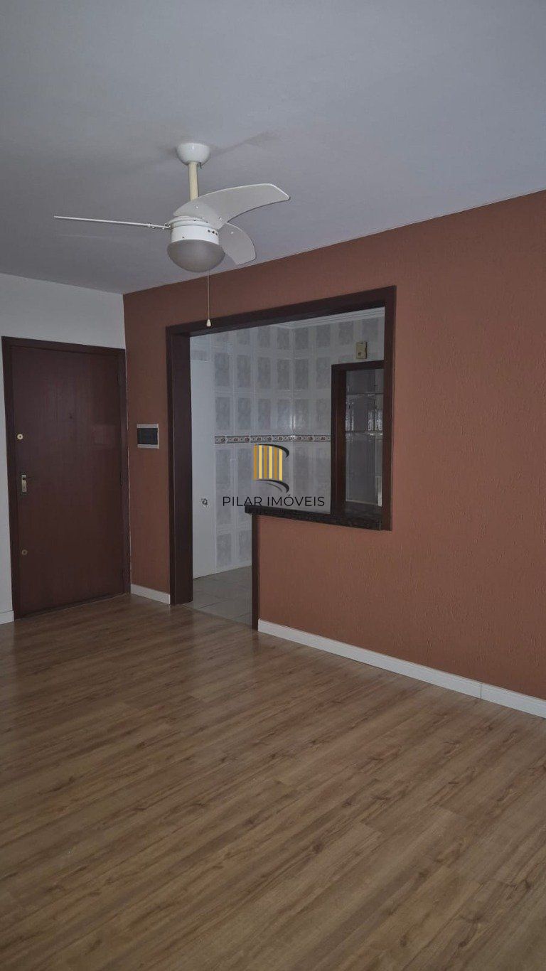 Apartamento semi mobiliado de 3 quartos, suíte, elevador e 1 vaga no Bom Fim