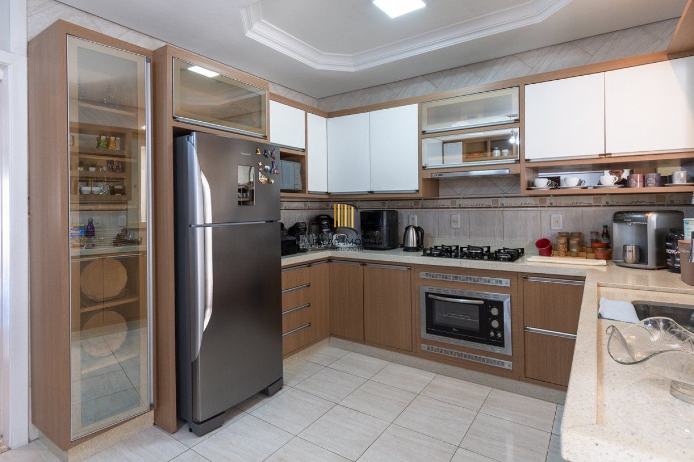 Casa Sobrado 3 dormitórios com suíte, piscina e sótão no Ecoville