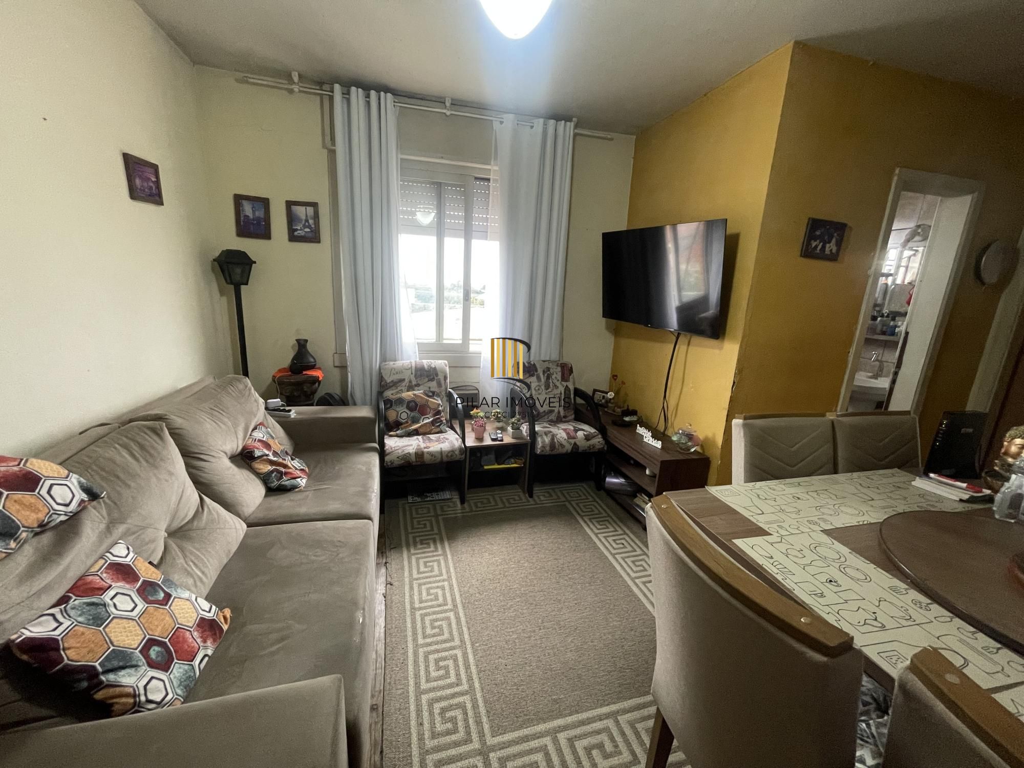 Apartamento com 66 m2 localizado na Rua Abaeté no Bairro Sarandi