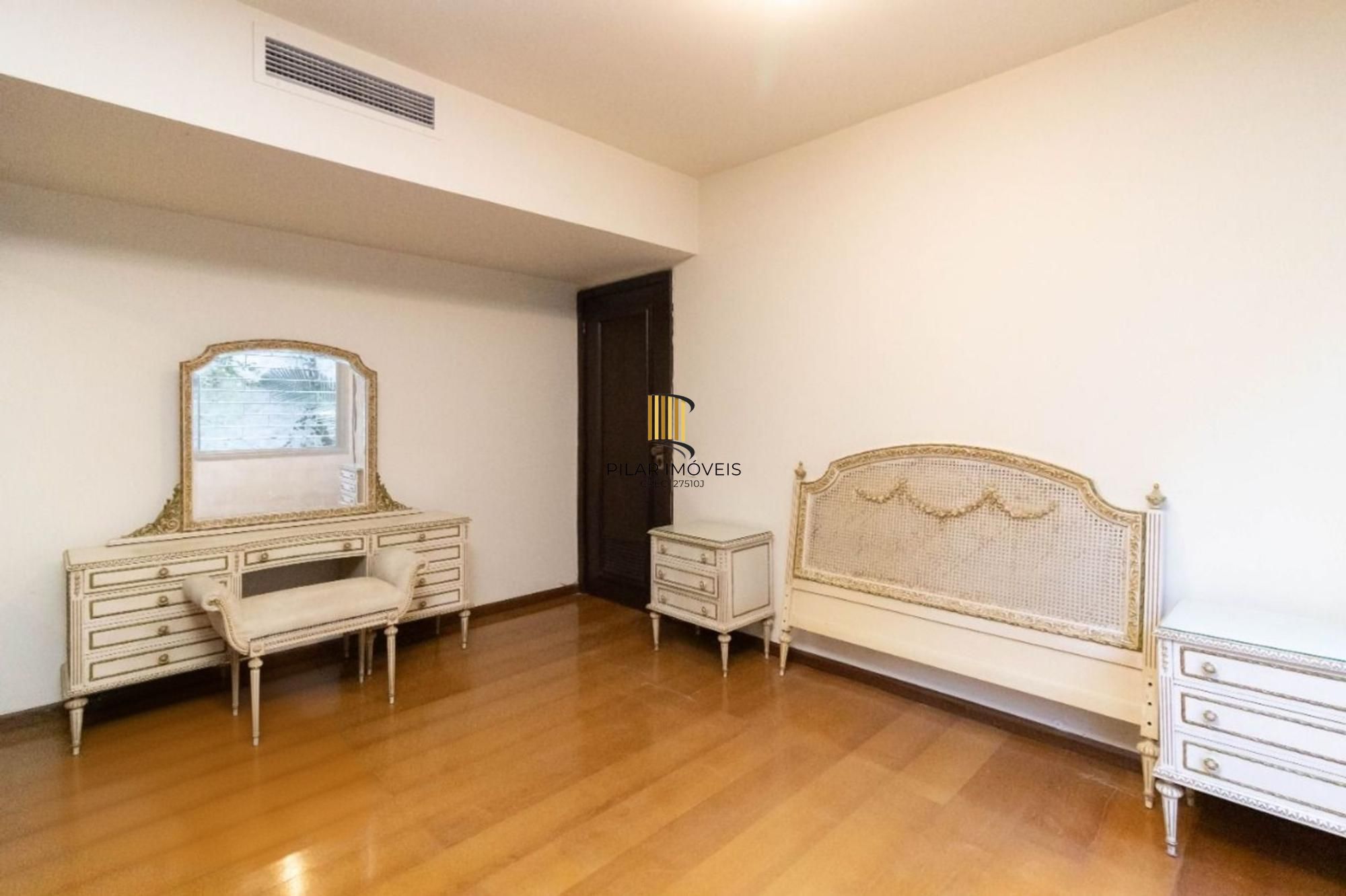 Apartamento de 3 dormitórios bairro Rio Branco