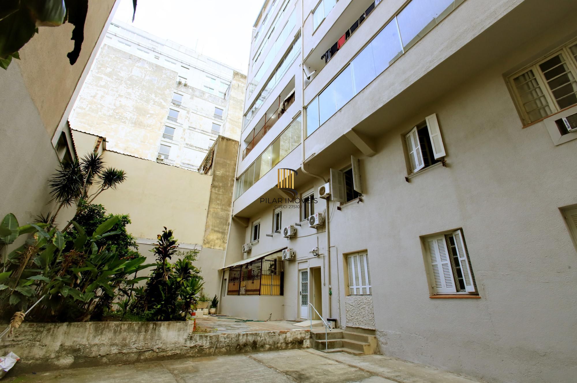 Apartamento 3 quartos com elevador no centro de Porto Alegre para Comprar