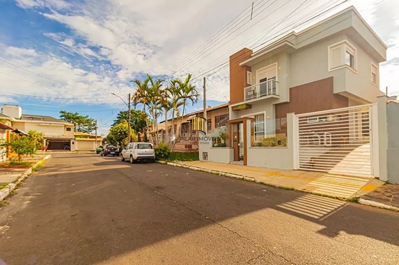 Casa de 3 dormitórios e 3 vagas de garagem em Canoas.