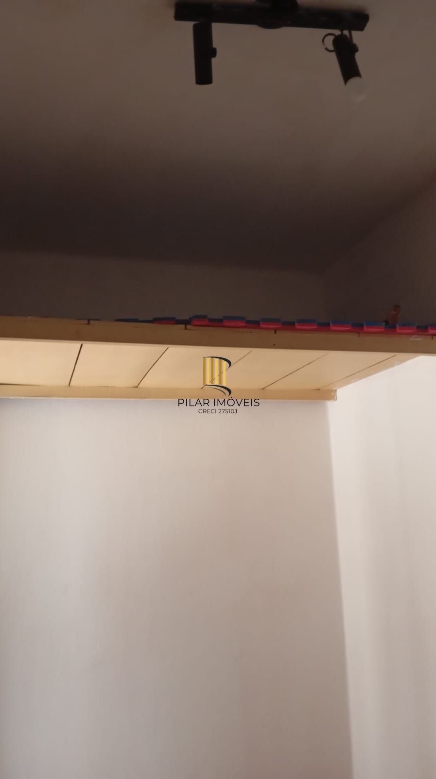 Apartamento à venda com 2 quartos 51 m² no Bairro Passo da Areia