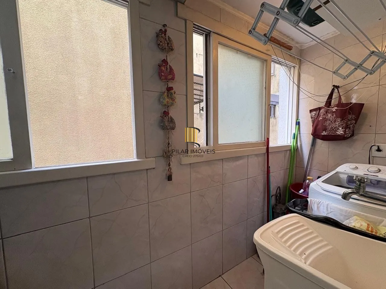 Apartamento 1 Dormitório com 1 vaga e elevador na Protásio Alves