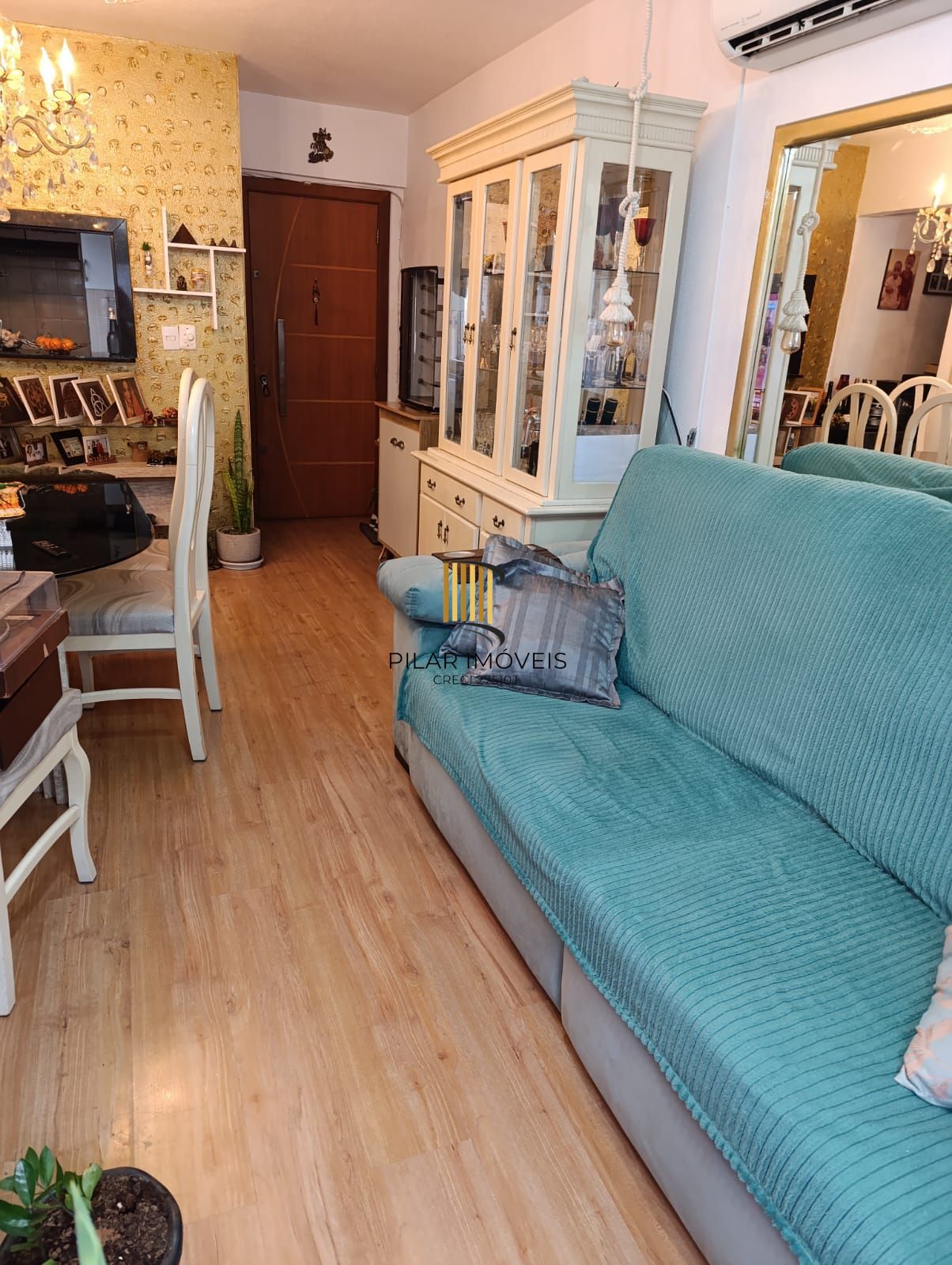 Apartamento semi mobiliado de 1 dormitório bairro Sarandi