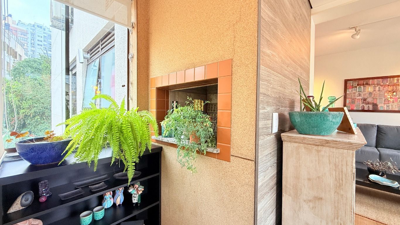 Apartamento com 2 quartos, sendo 1 suíte e 2 vagas no bairro Bela Vista