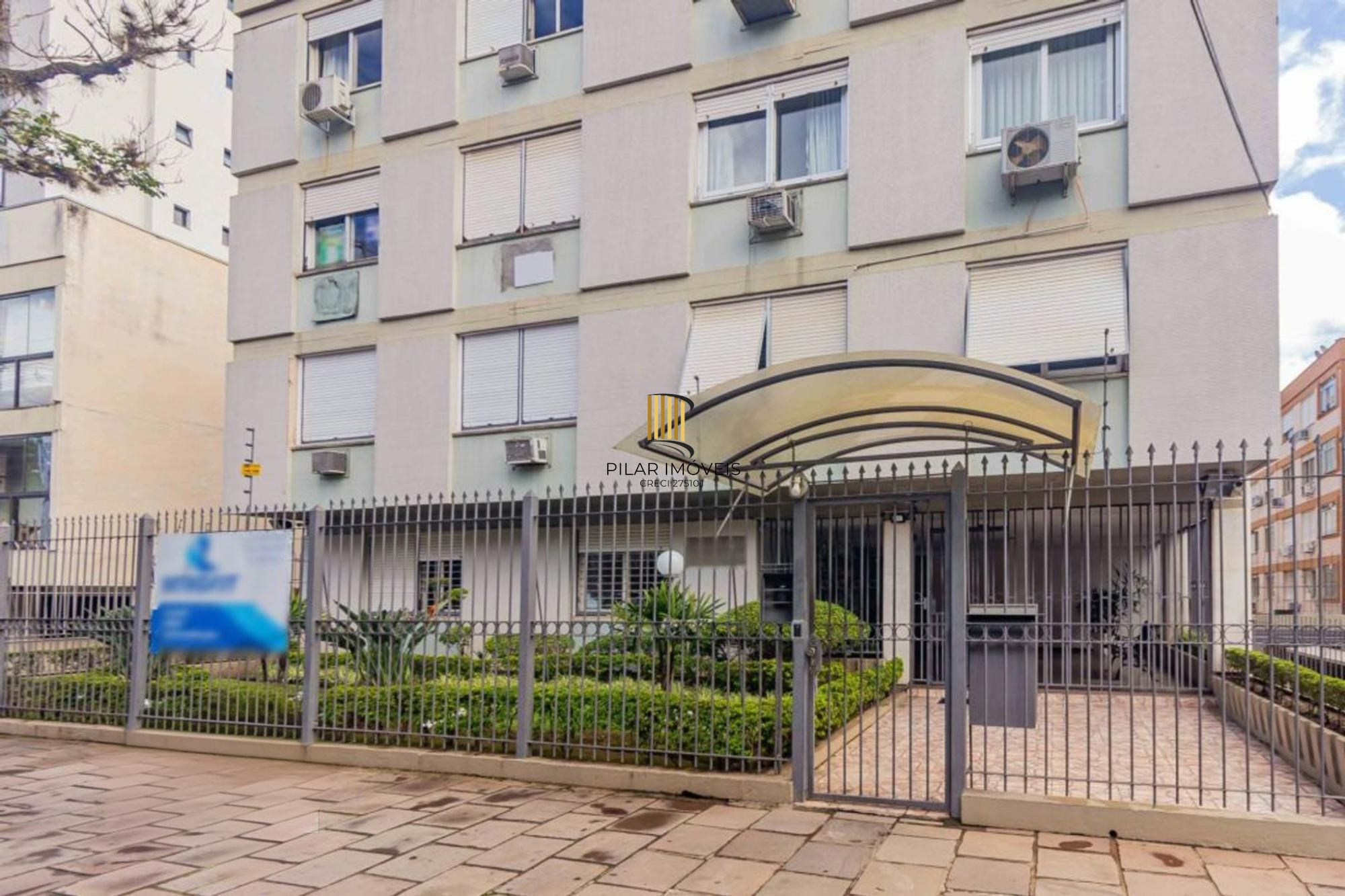 Apartamento 3 quartos, 1 suíte, 2 vagas no Petrópolis.