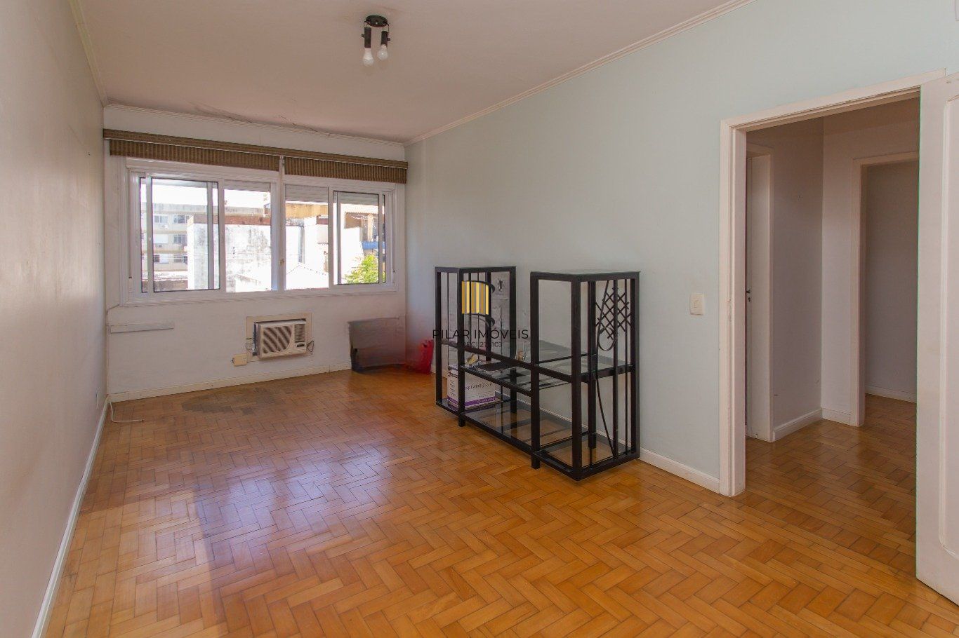 Apartamento garden, 3 dormitórios, 2 suítes, e 131m² privativos no Menino Deus.