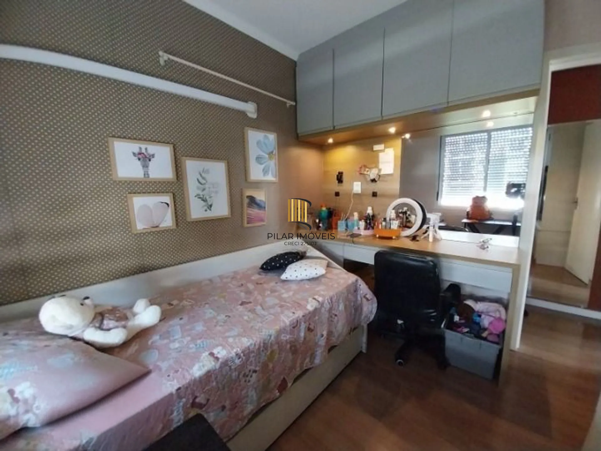 Apartamento de 3 dormitórios, elevador e 1 vaga de garagem em Canoas.