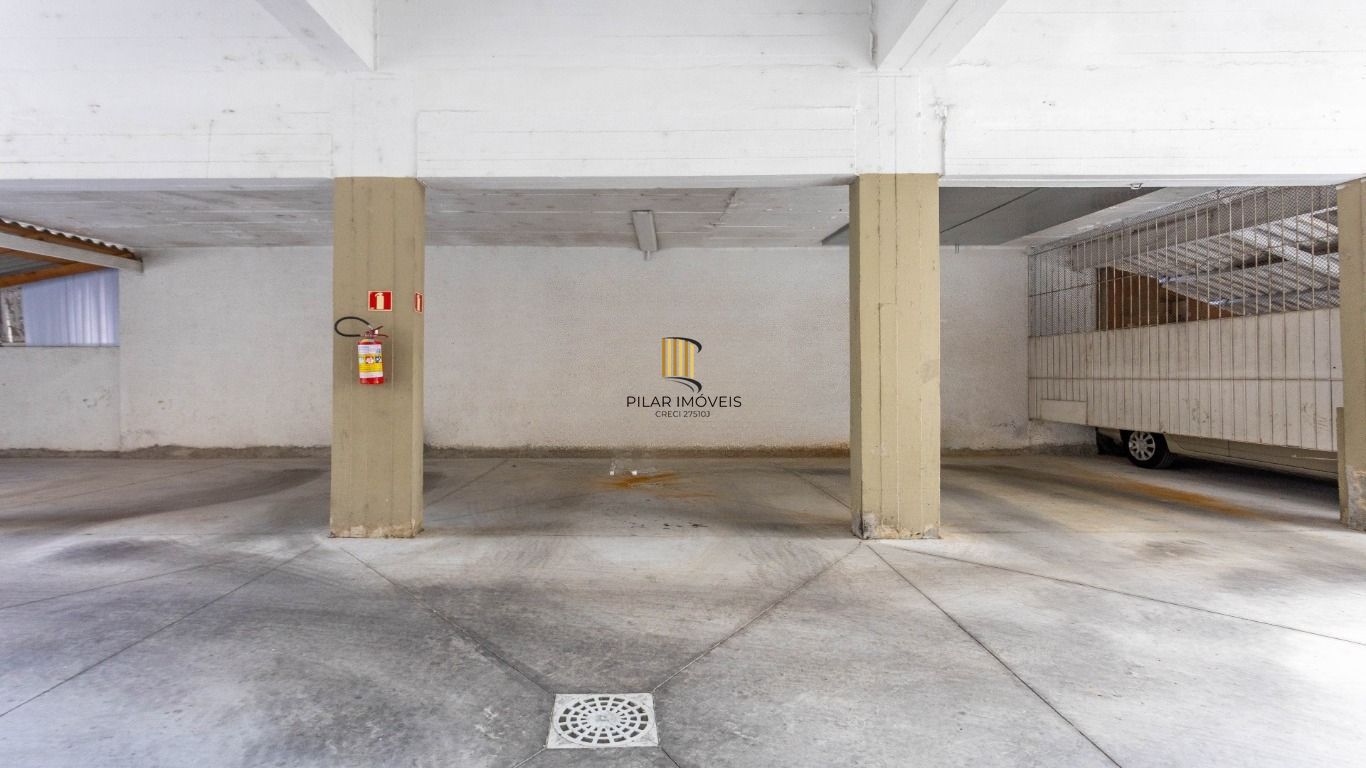 Apartamento mobiliado 3 dormitórios no bairro Petrópolis