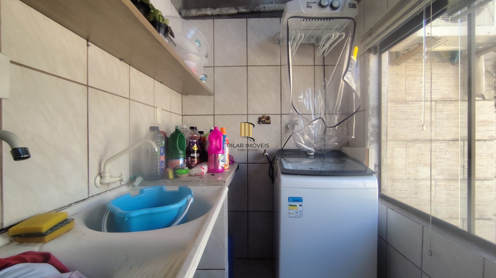 Casa térrea de 3 quartos, suíte, 3 vagas no bairro Santa Fé