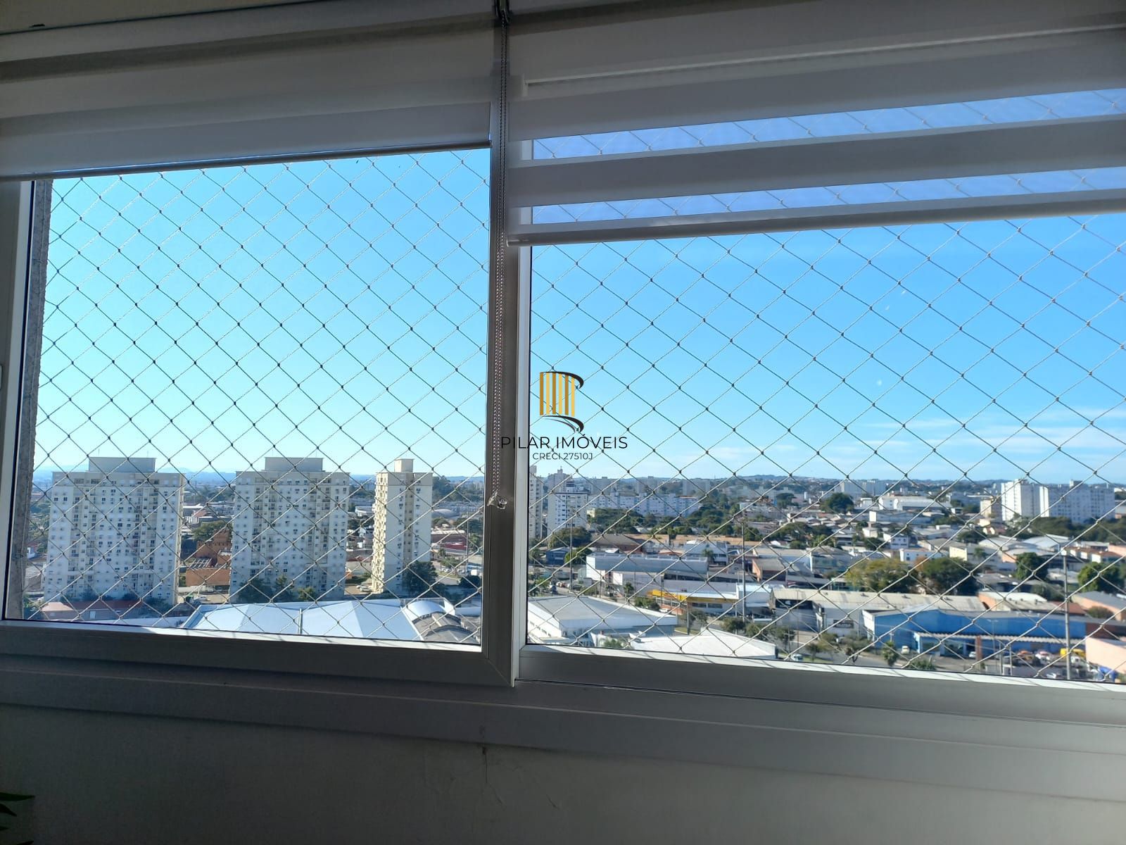 Apartamento de 2 dormitórios , 1 vaga coberta no bairro São Sebastião