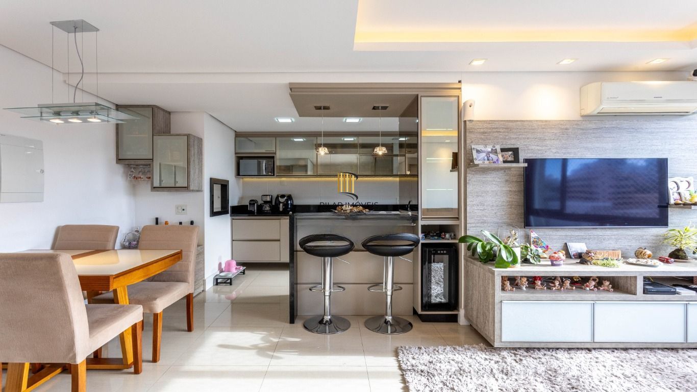Apartamento semi mobiliado com 2 quartos de bairro Petrópolis