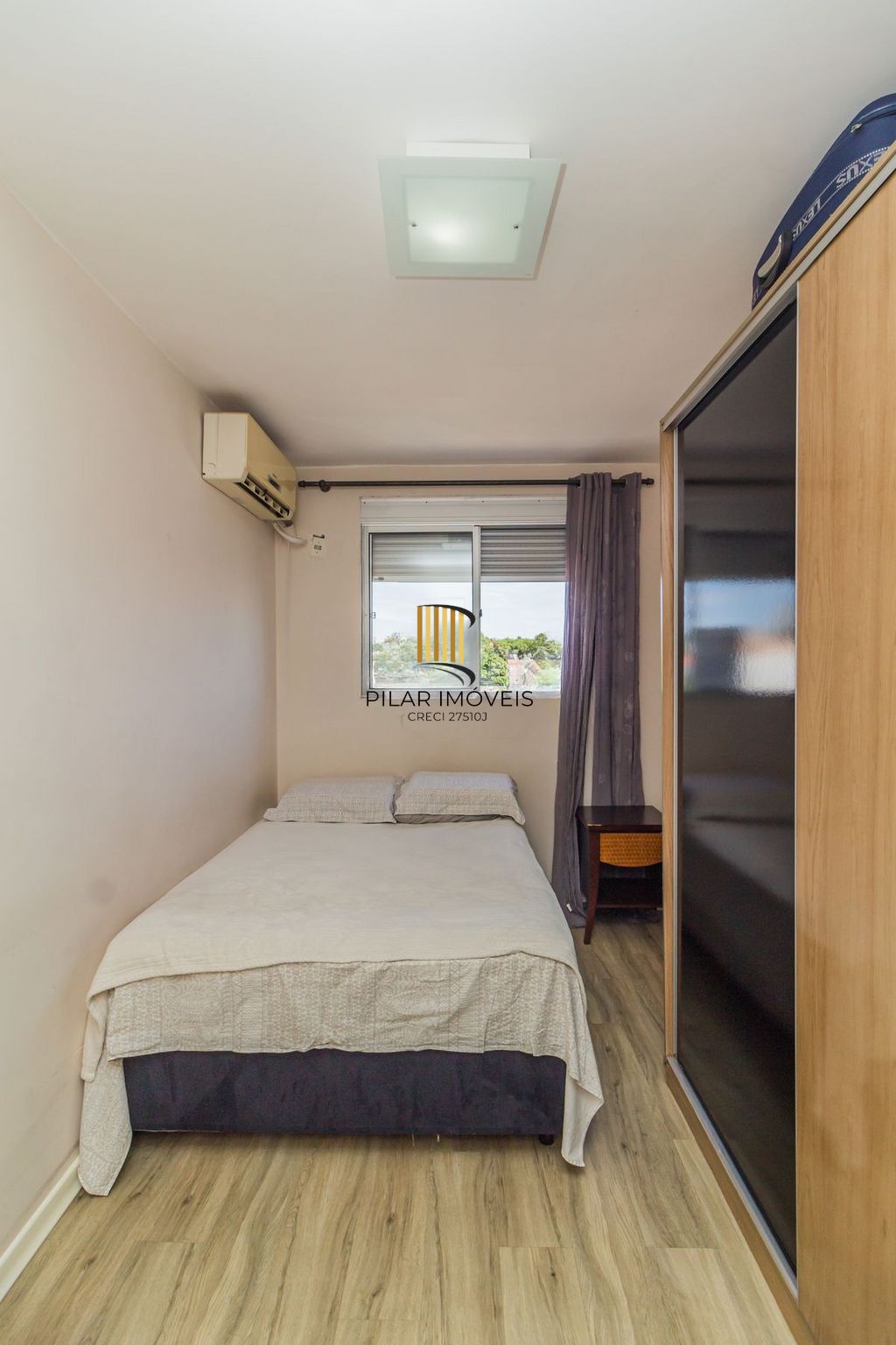 Apartamento com 2 quartos e 1 vaga de garagem no Bairro Sarandí