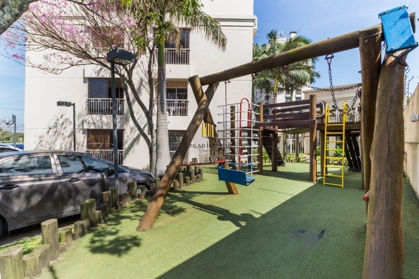 Apartamento Térreo com piscina à venda com 2 Dormitórios 52 m²