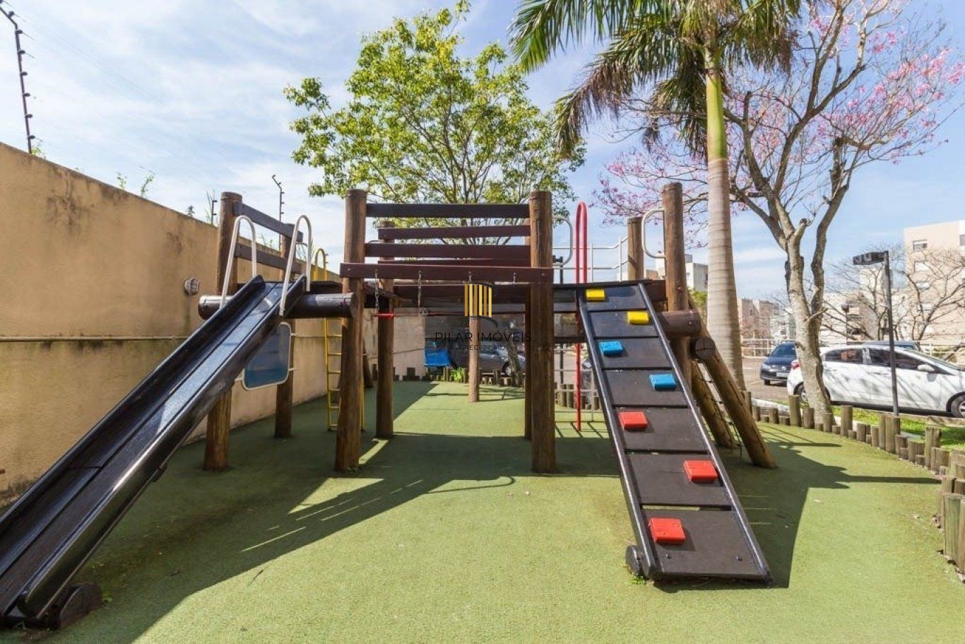 Apartamento Térreo com piscina à venda com 2 Dormitórios 52 m²