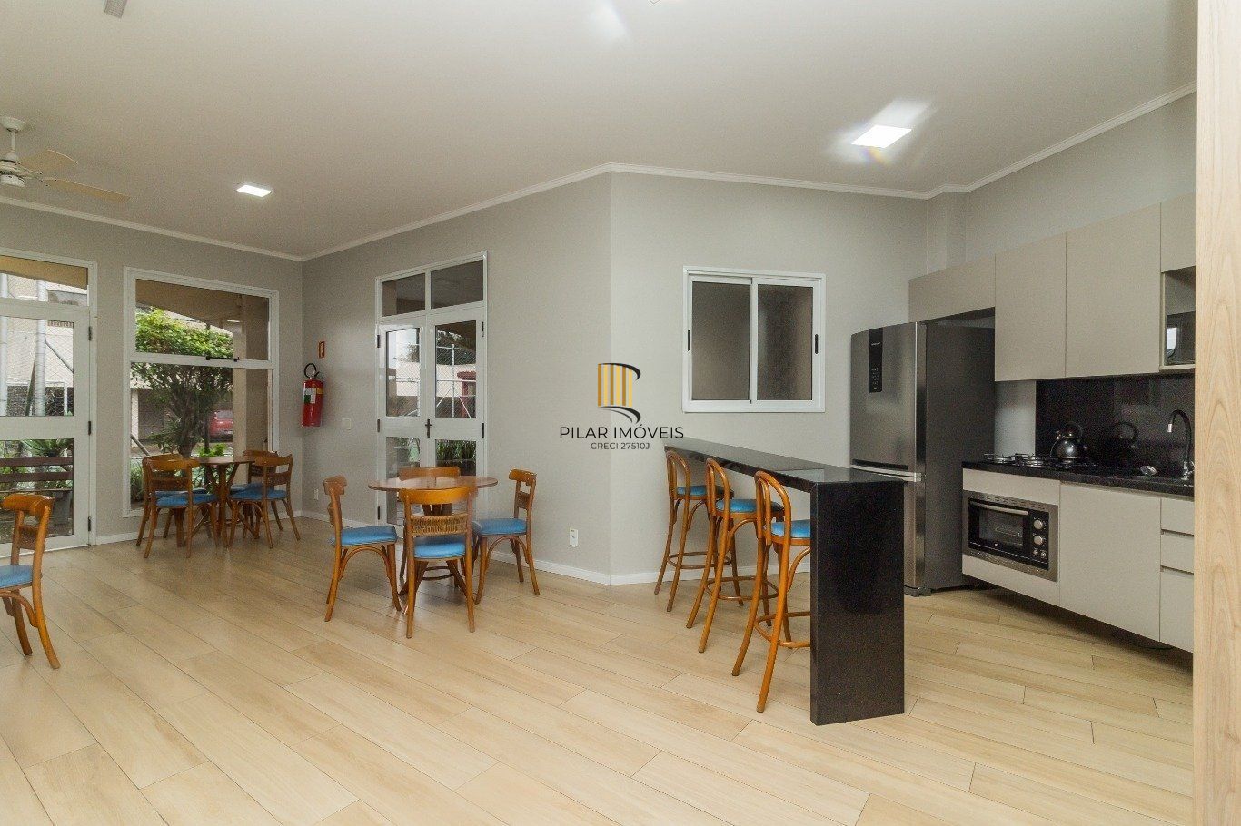 Apartamento Térreo com piscina à venda com 2 Dormitórios 52 m²
