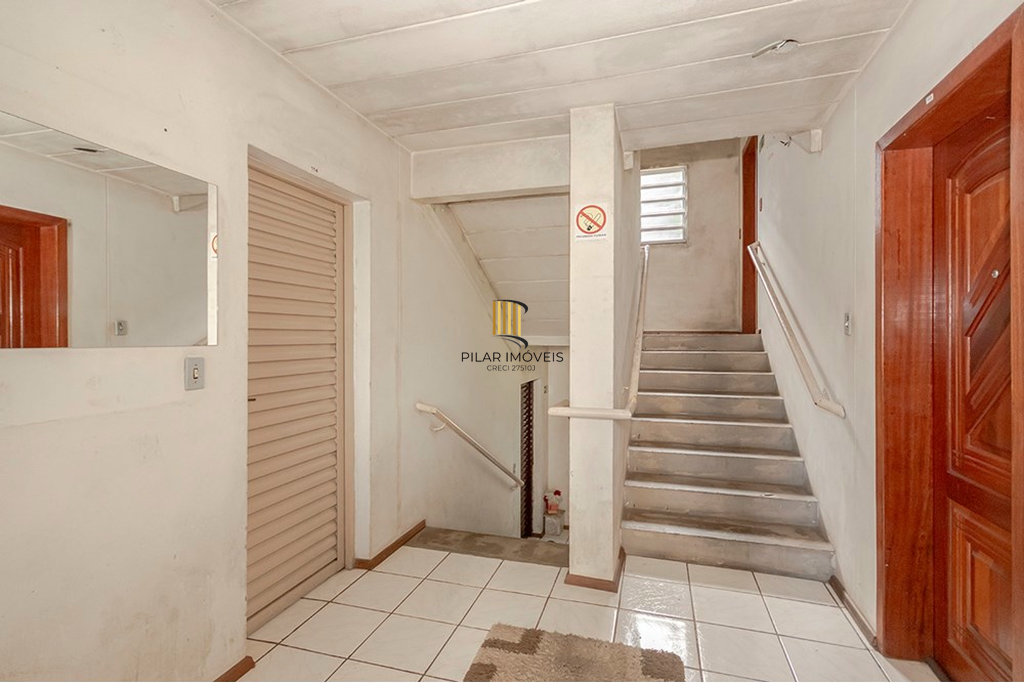 Apartamento Térreo 2 quartos 1 vaga  na Rua Dolores Duran, Lomba do Pinheiro