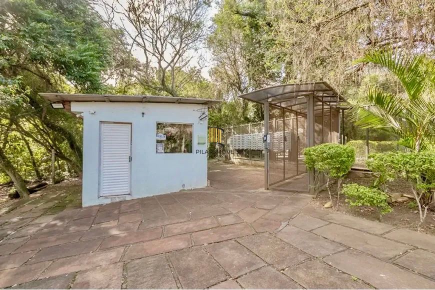 Apartamento Térreo 2 quartos 1 vaga  na Rua Dolores Duran, Lomba do Pinheiro